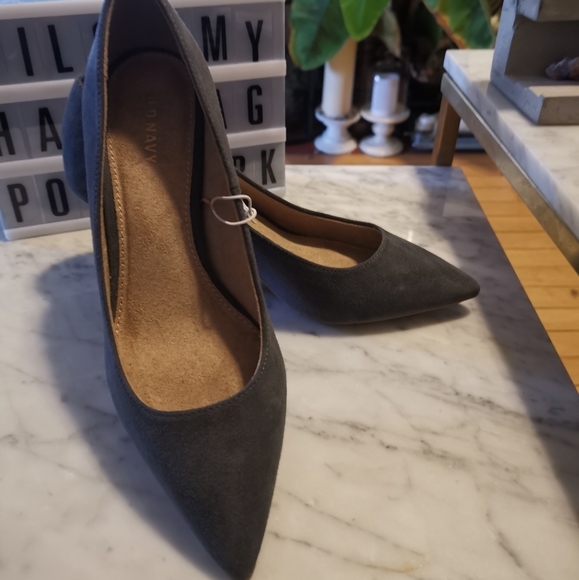 🆕 Faux Suede Pump Heel US 6 NWT ON - Picture 3 of 10